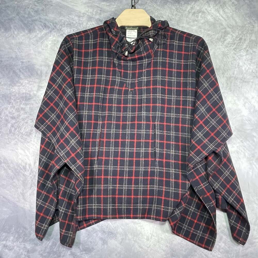 Harve Benard Hooded Poncho Size Small Red Navy Plaid Wool Cape